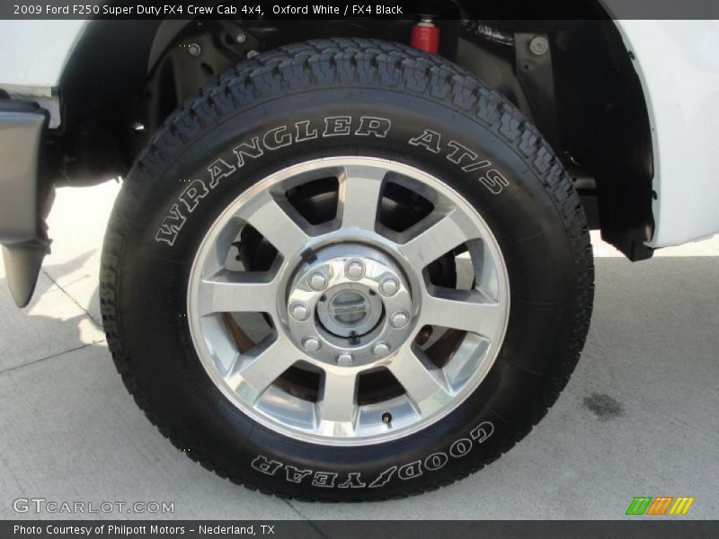 Oxford White / FX4 Black 2009 Ford F250 Super Duty FX4 Crew Cab 4x4