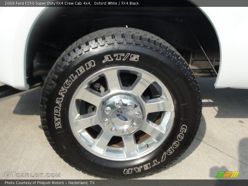 Oxford White / FX4 Black 2009 Ford F250 Super Duty FX4 Crew Cab 4x4