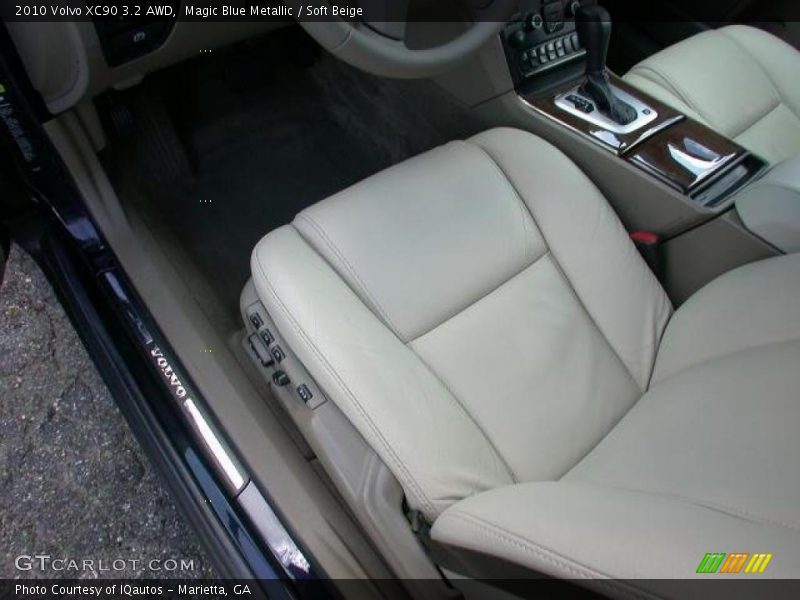 Magic Blue Metallic / Soft Beige 2010 Volvo XC90 3.2 AWD