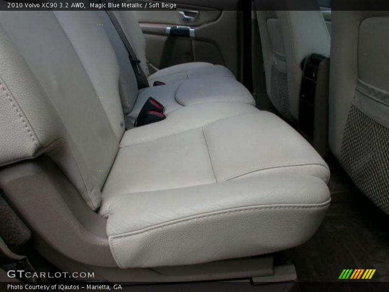 Magic Blue Metallic / Soft Beige 2010 Volvo XC90 3.2 AWD