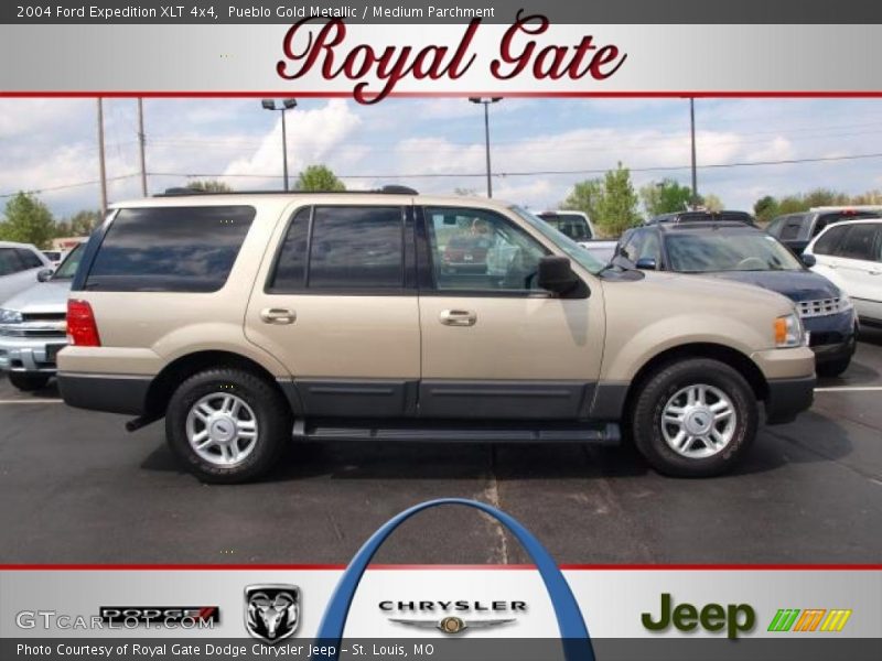 Pueblo Gold Metallic / Medium Parchment 2004 Ford Expedition XLT 4x4