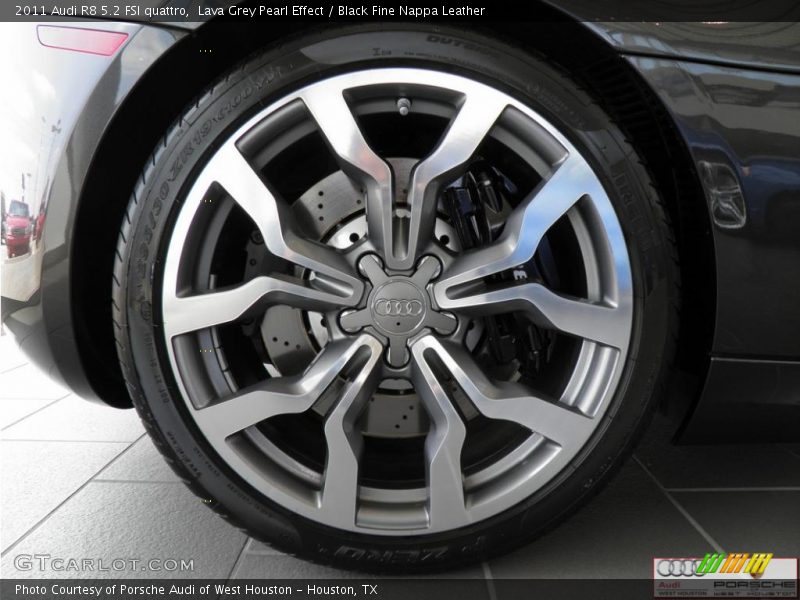 Lava Grey Pearl Effect / Black Fine Nappa Leather 2011 Audi R8 5.2 FSI quattro