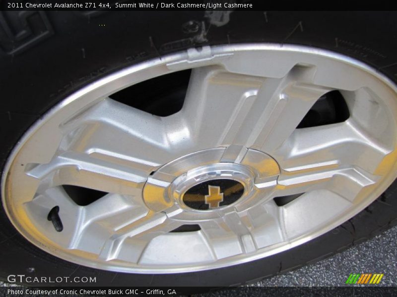  2011 Avalanche Z71 4x4 Wheel
