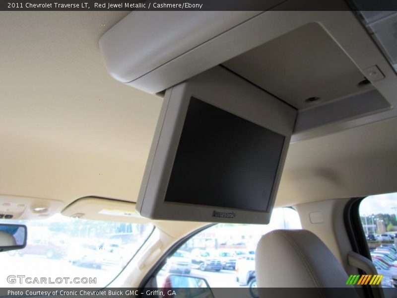 Red Jewel Metallic / Cashmere/Ebony 2011 Chevrolet Traverse LT