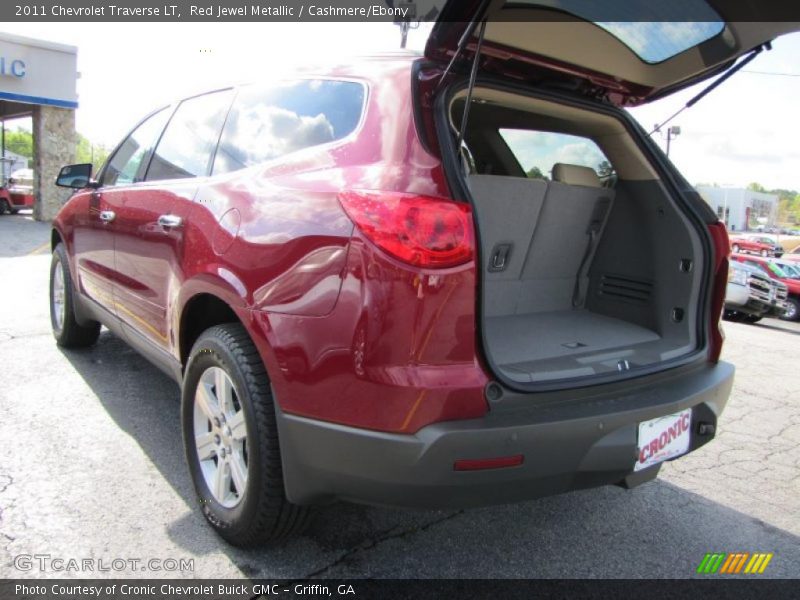 Red Jewel Metallic / Cashmere/Ebony 2011 Chevrolet Traverse LT