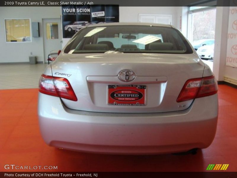 Classic Silver Metallic / Ash 2009 Toyota Camry LE
