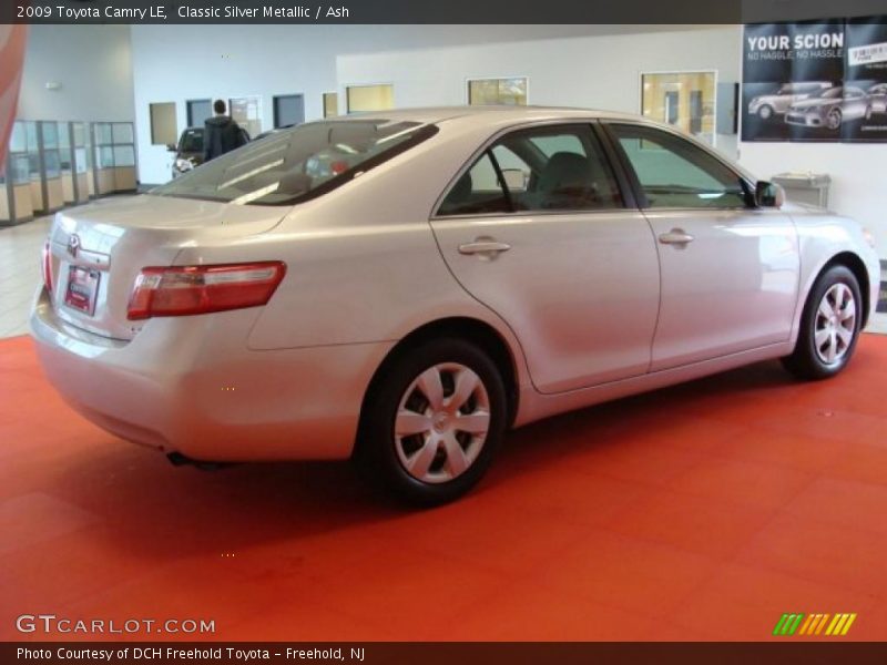 Classic Silver Metallic / Ash 2009 Toyota Camry LE
