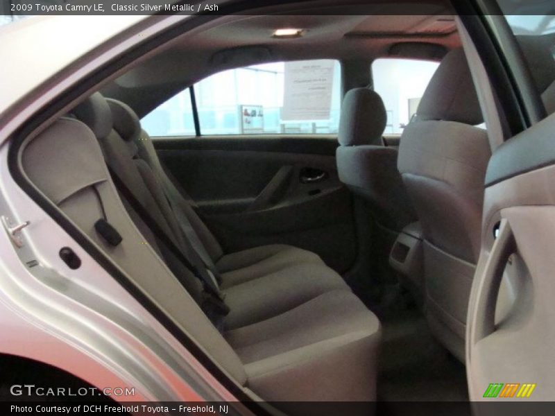 Classic Silver Metallic / Ash 2009 Toyota Camry LE