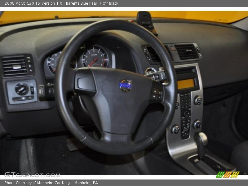 Barents Blue Pearl / Off Black 2008 Volvo C30 T5 Version 1.0