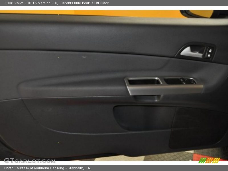 Barents Blue Pearl / Off Black 2008 Volvo C30 T5 Version 1.0