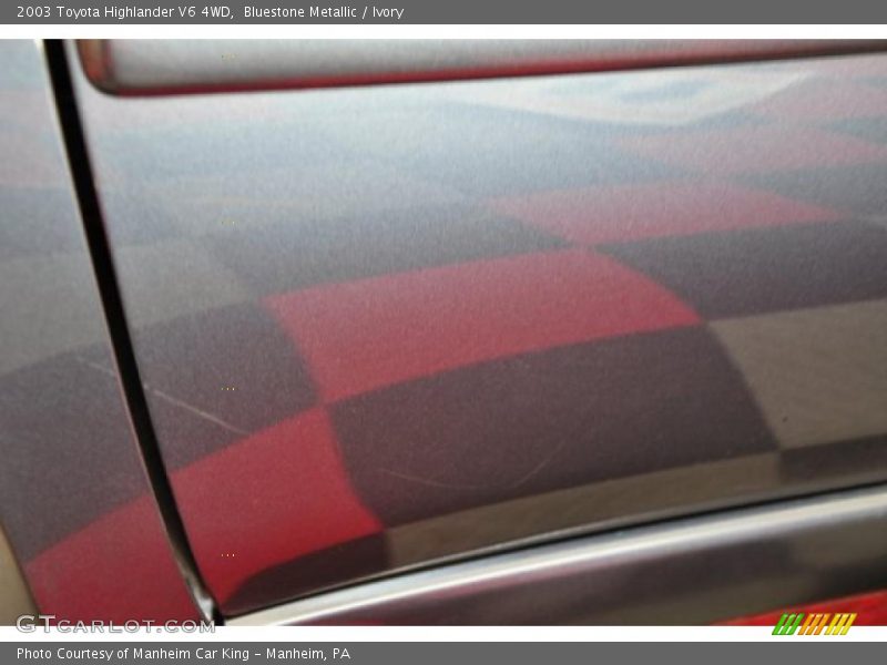 Bluestone Metallic / Ivory 2003 Toyota Highlander V6 4WD