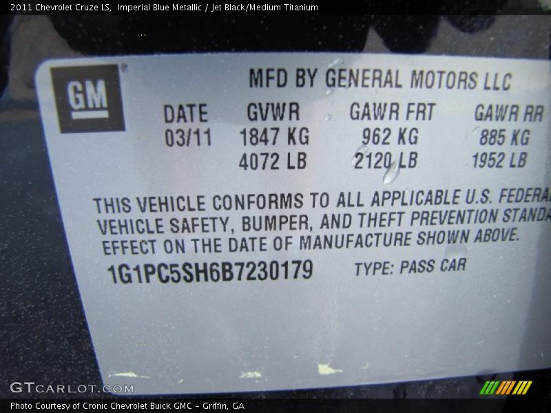Imperial Blue Metallic / Jet Black/Medium Titanium 2011 Chevrolet Cruze LS