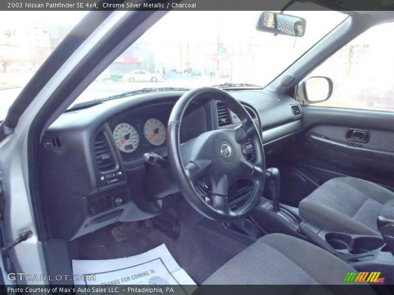 Chrome Silver Metallic / Charcoal 2003 Nissan Pathfinder SE 4x4