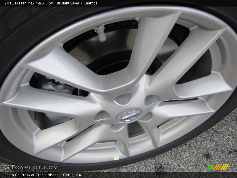 Brilliant Silver / Charcoal 2011 Nissan Maxima 3.5 SV