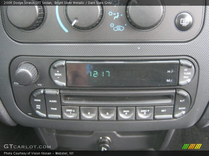 Bright Silver Metallic / Dark Slate Grey 2006 Dodge Stratus SXT Sedan