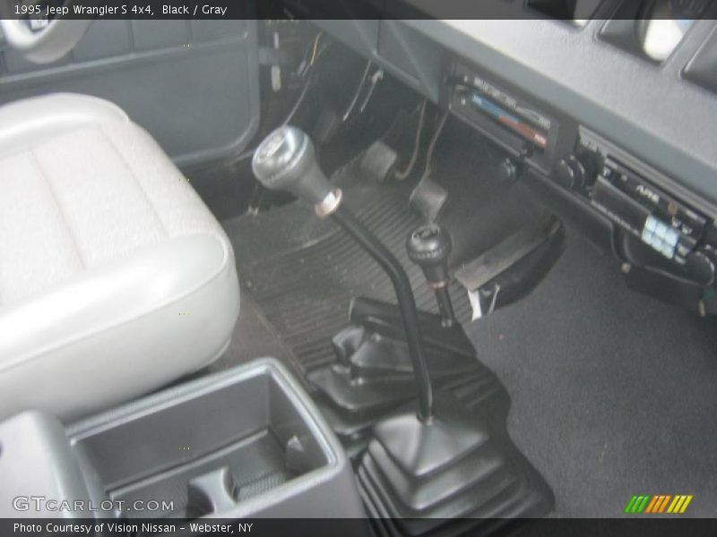  1995 Wrangler S 4x4 3 Speed Automatic Shifter