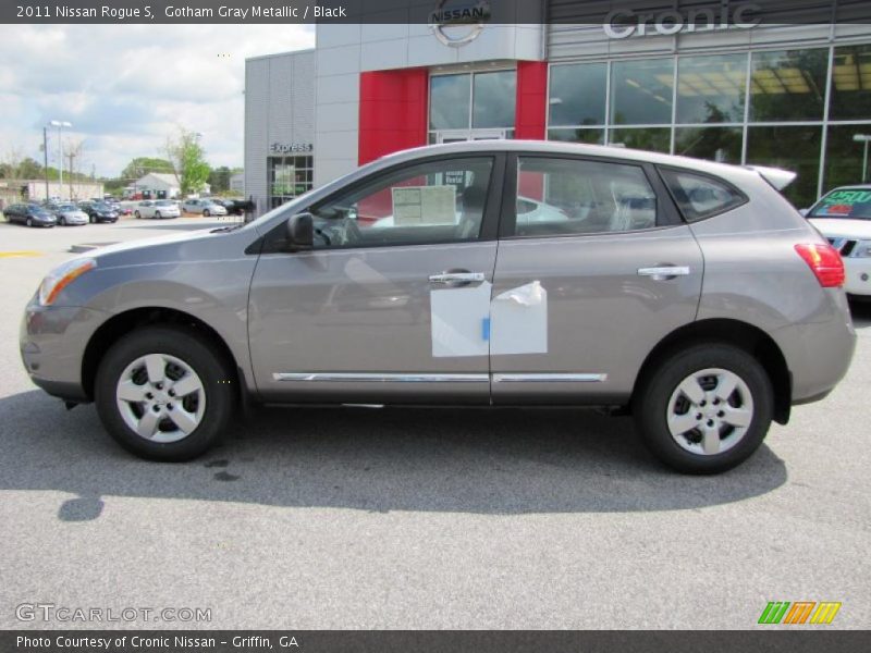 Gotham Gray Metallic / Black 2011 Nissan Rogue S