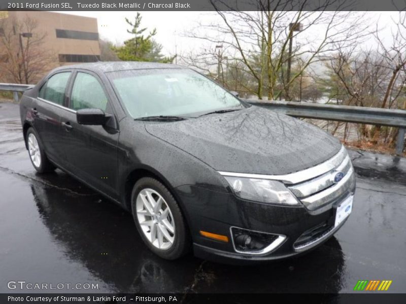 Tuxedo Black Metallic / Charcoal Black 2011 Ford Fusion SEL