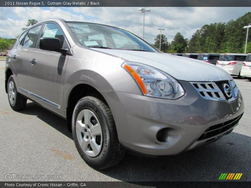 Gotham Gray Metallic / Black 2011 Nissan Rogue S