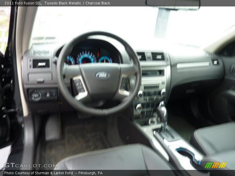 Tuxedo Black Metallic / Charcoal Black 2011 Ford Fusion SEL