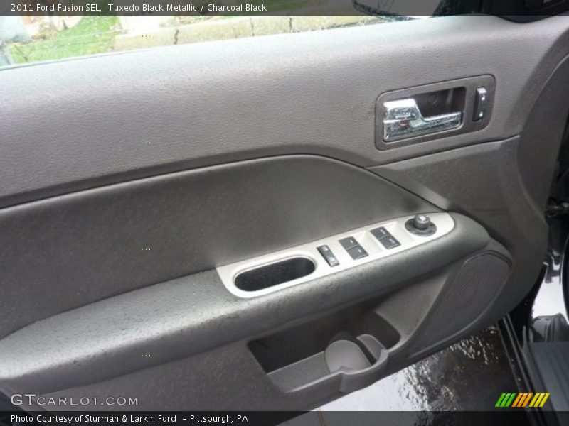 Tuxedo Black Metallic / Charcoal Black 2011 Ford Fusion SEL