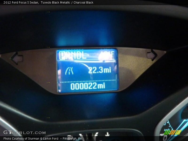 Tuxedo Black Metallic / Charcoal Black 2012 Ford Focus S Sedan