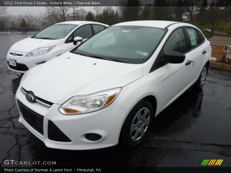 Front 3/4 View of 2012 Focus S Sedan