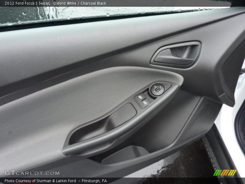Oxford White / Charcoal Black 2012 Ford Focus S Sedan