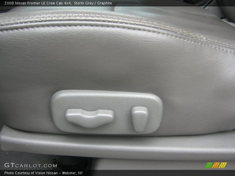 Storm Grey / Graphite 2008 Nissan Frontier LE Crew Cab 4x4