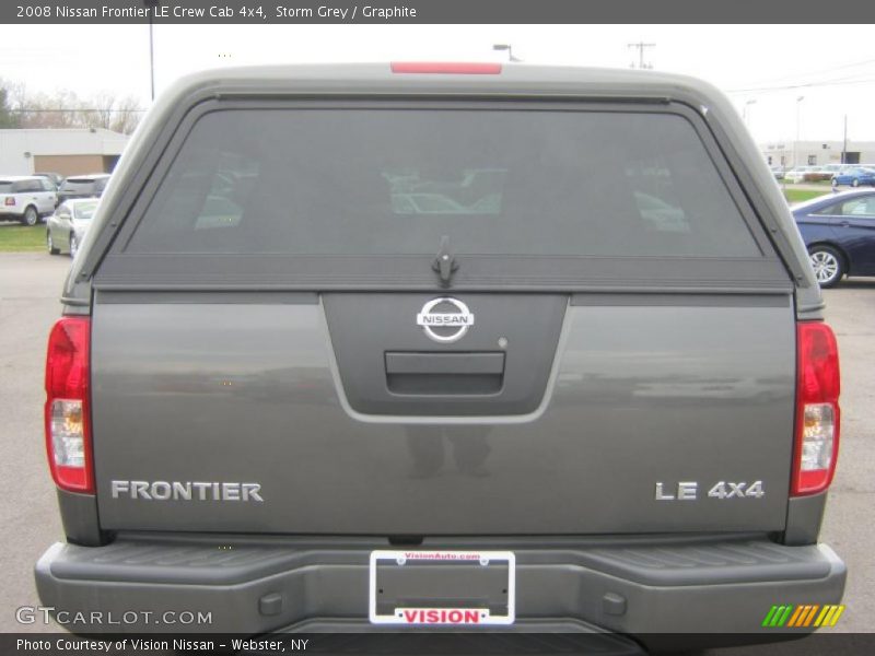Storm Grey / Graphite 2008 Nissan Frontier LE Crew Cab 4x4