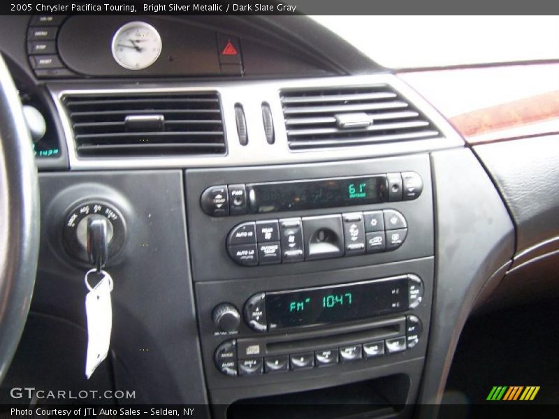 Bright Silver Metallic / Dark Slate Gray 2005 Chrysler Pacifica Touring