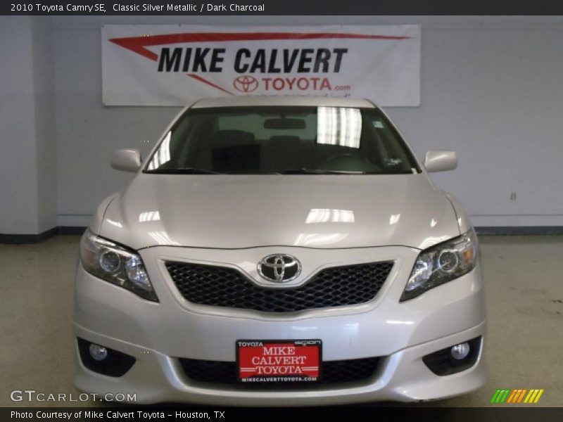 Classic Silver Metallic / Dark Charcoal 2010 Toyota Camry SE