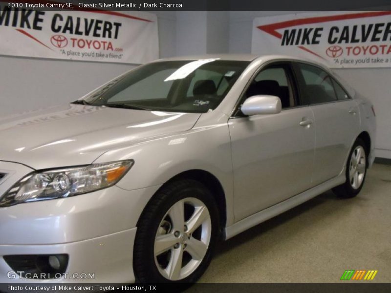 Classic Silver Metallic / Dark Charcoal 2010 Toyota Camry SE
