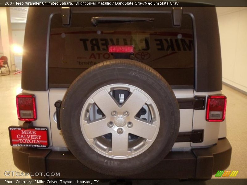 Bright Silver Metallic / Dark Slate Gray/Medium Slate Gray 2007 Jeep Wrangler Unlimited Sahara