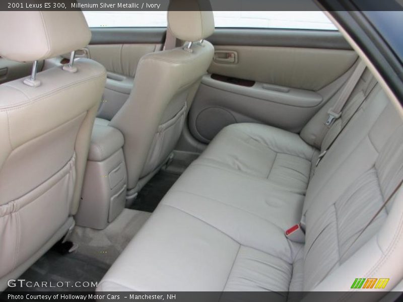 Millenium Silver Metallic / Ivory 2001 Lexus ES 300