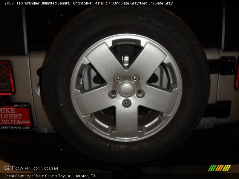 Bright Silver Metallic / Dark Slate Gray/Medium Slate Gray 2007 Jeep Wrangler Unlimited Sahara