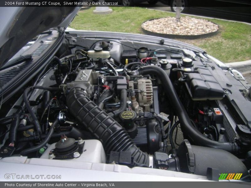Silver Metallic / Dark Charcoal 2004 Ford Mustang GT Coupe
