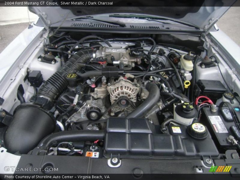 Silver Metallic / Dark Charcoal 2004 Ford Mustang GT Coupe