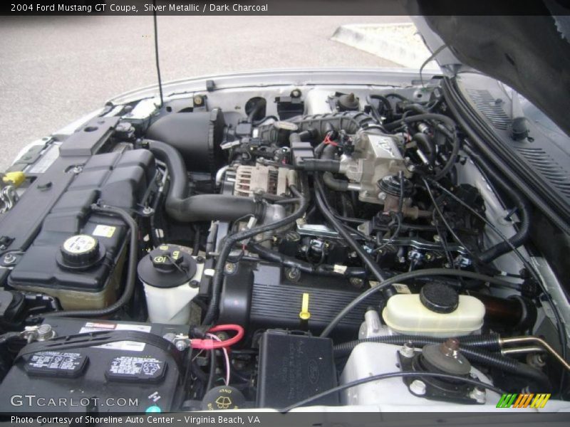Silver Metallic / Dark Charcoal 2004 Ford Mustang GT Coupe