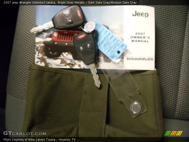 Bright Silver Metallic / Dark Slate Gray/Medium Slate Gray 2007 Jeep Wrangler Unlimited Sahara