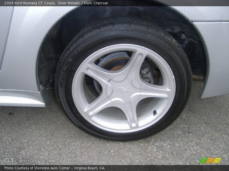 Silver Metallic / Dark Charcoal 2004 Ford Mustang GT Coupe