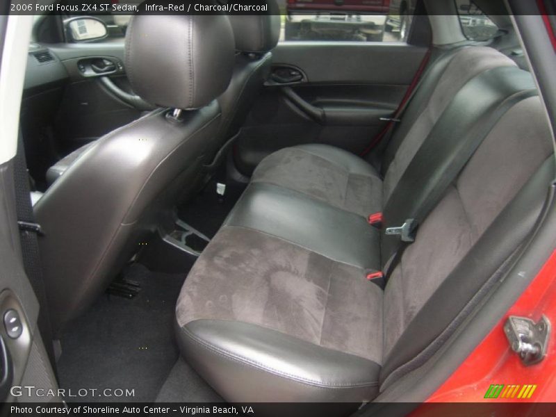  2006 Focus ZX4 ST Sedan Charcoal/Charcoal Interior