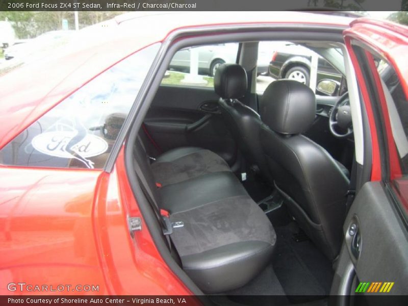 Infra-Red / Charcoal/Charcoal 2006 Ford Focus ZX4 ST Sedan