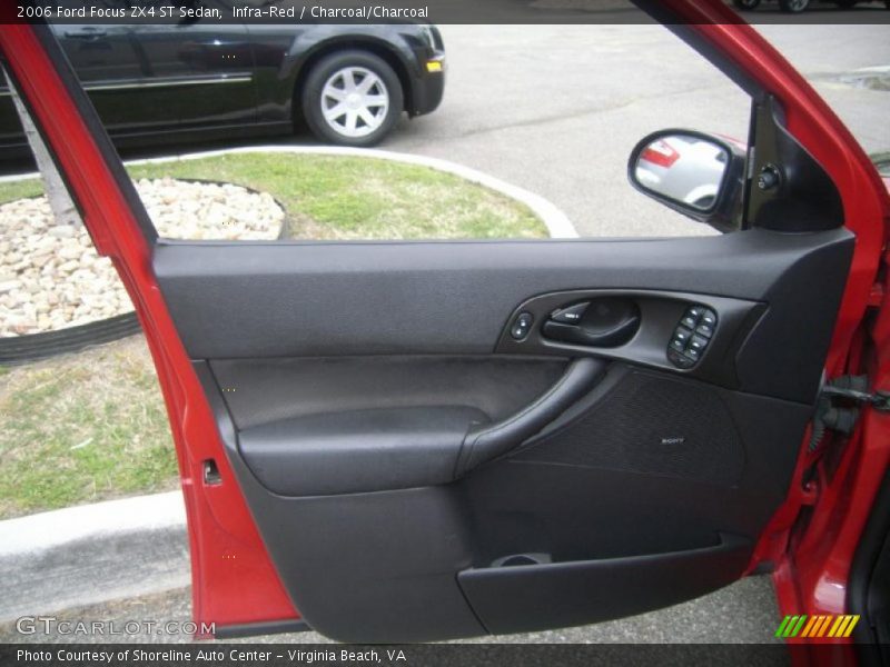 Infra-Red / Charcoal/Charcoal 2006 Ford Focus ZX4 ST Sedan