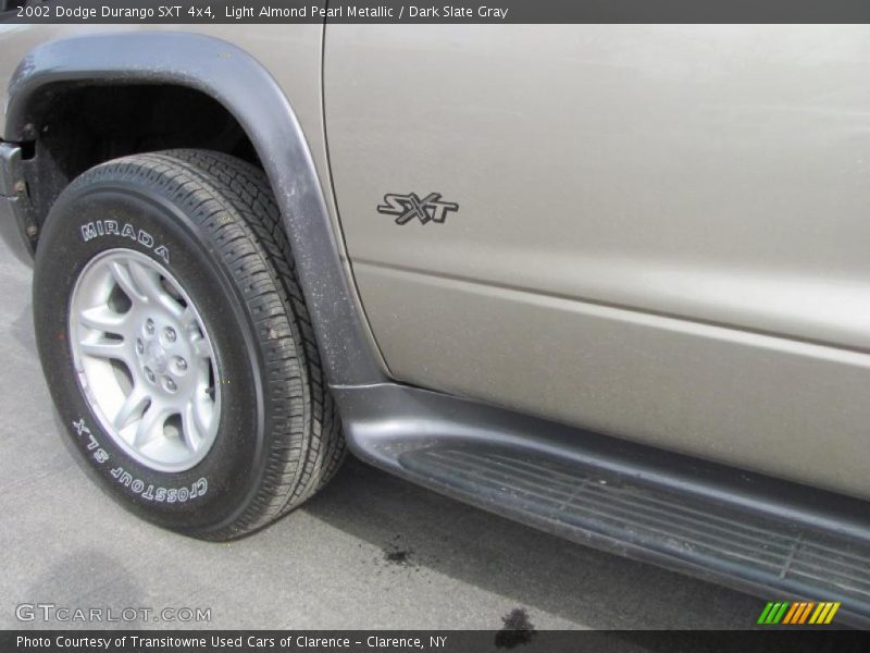  2002 Durango SXT 4x4 Logo