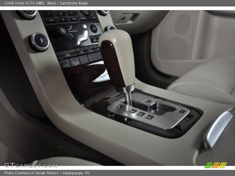 Black / Sandstone Beige 2008 Volvo XC70 AWD