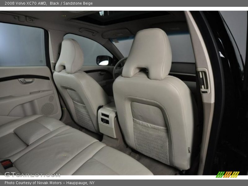 Black / Sandstone Beige 2008 Volvo XC70 AWD