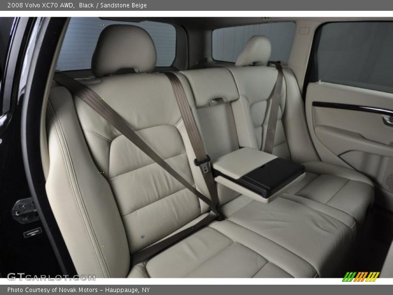 Black / Sandstone Beige 2008 Volvo XC70 AWD