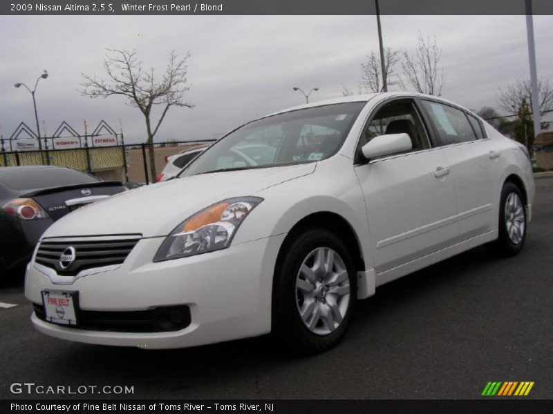 Winter Frost Pearl / Blond 2009 Nissan Altima 2.5 S