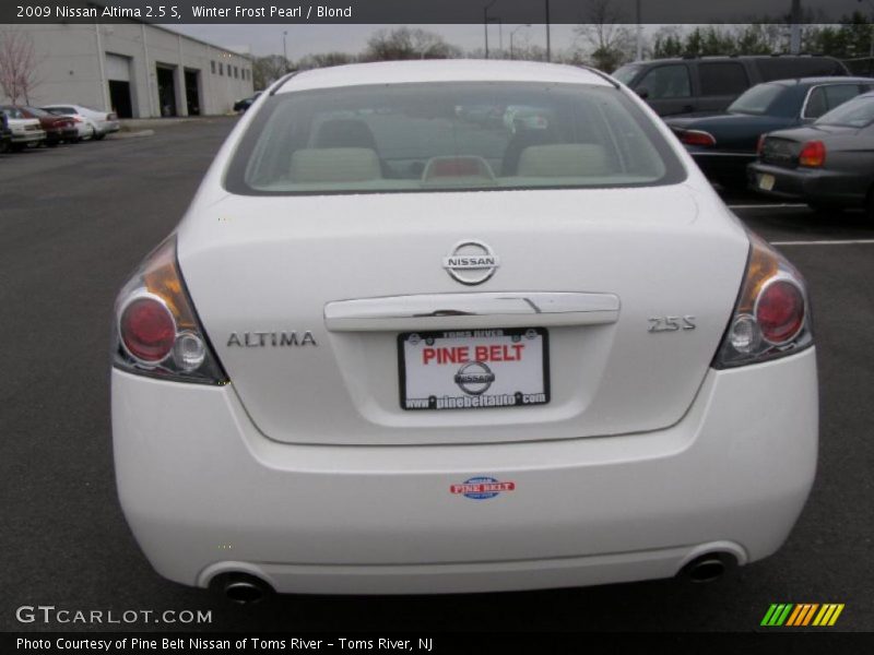 Winter Frost Pearl / Blond 2009 Nissan Altima 2.5 S